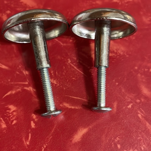CABINET KNOBS - Picture 2 of 4